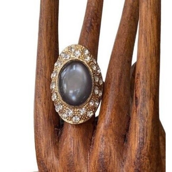 vtg Adjustable Statement ring grey gold-tone, rhinestones, grey jelly belly - Picture 1 of 9
